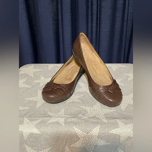 Soul Brown Python Slip On - Picture 2 of 7